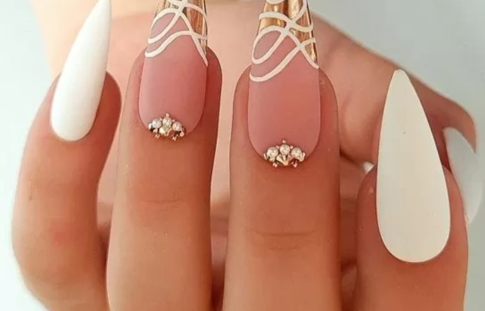 Short White Nails (8)